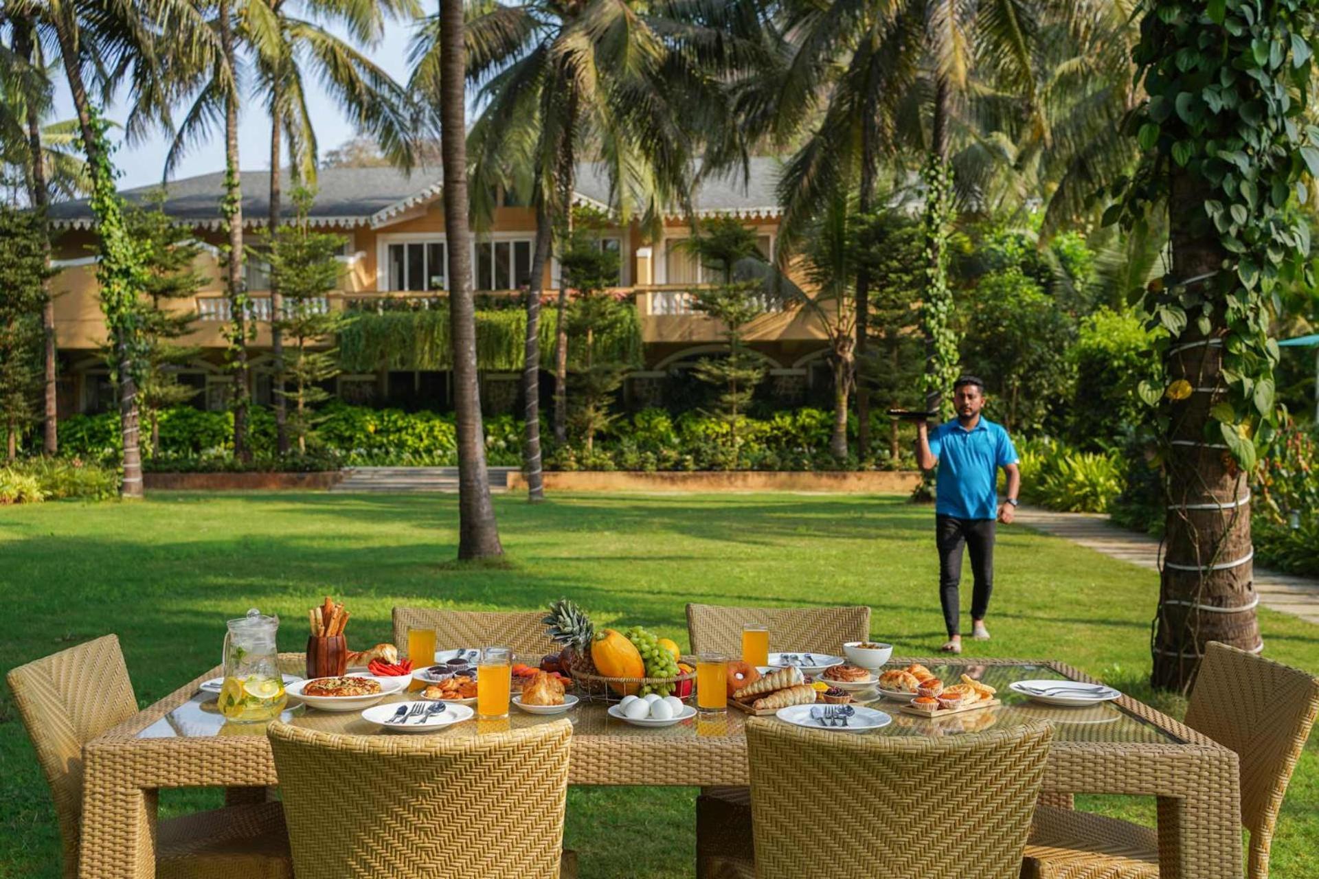 Stayvista At Amara Villa Luxury Collection With Private Pool & Gazebo 알리바그 외부 사진